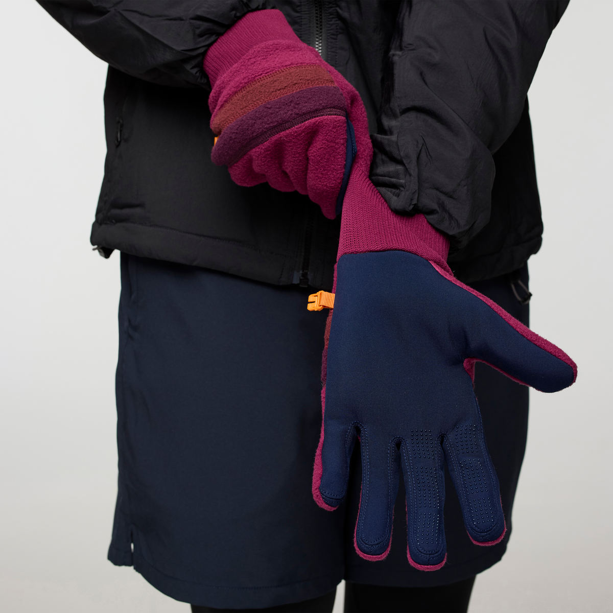 Teca Fleece Gloves - Image 8