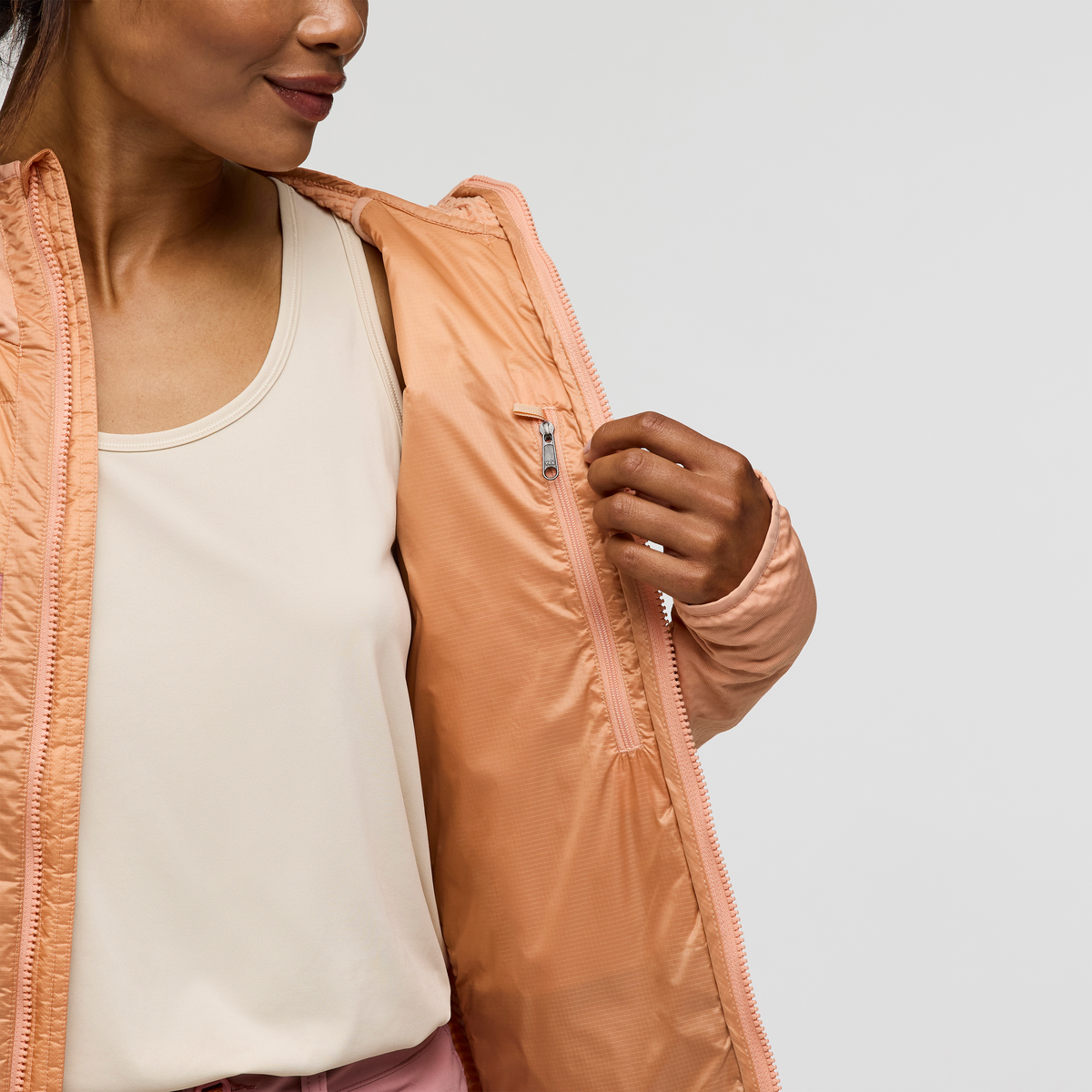 Capa Hybrid Insulated Hooded Jacket - Women's - Image 15